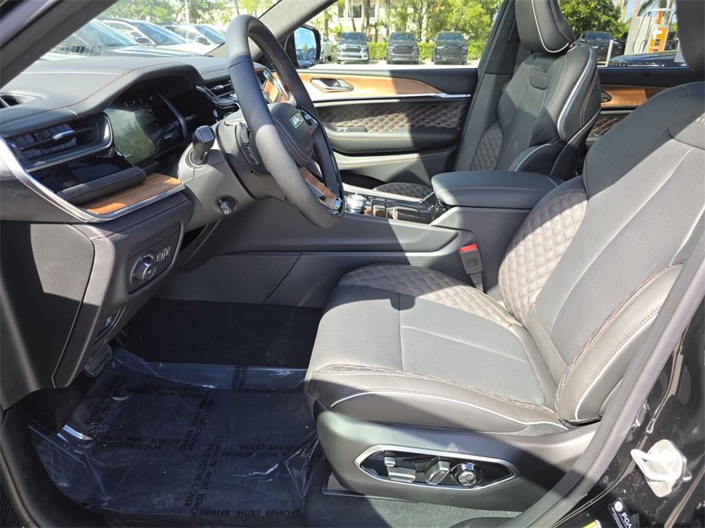 new 2025 Jeep Grand Cherokee L car, priced at $61,380