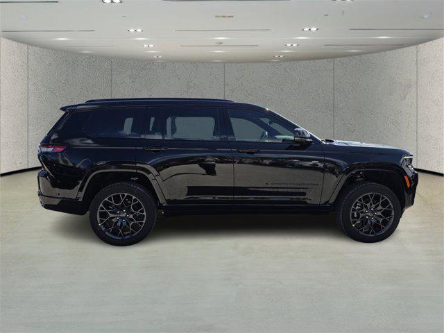 new 2025 Jeep Grand Cherokee L car, priced at $61,380