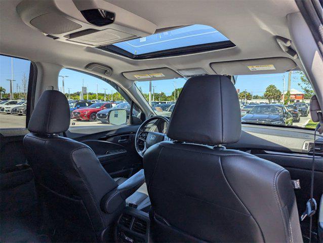 used 2021 Honda Pilot car, priced at $31,481