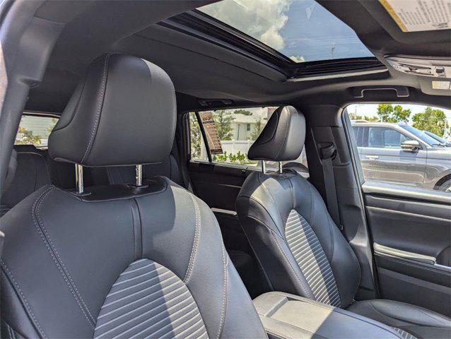 used 2021 Toyota Highlander car, priced at $37,891