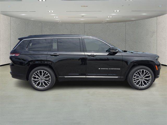 new 2025 Jeep Grand Cherokee L car, priced at $59,756