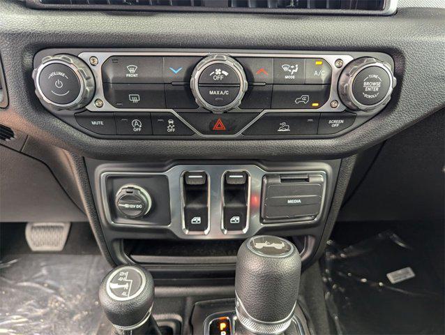 new 2025 Jeep Wrangler car, priced at $35,115