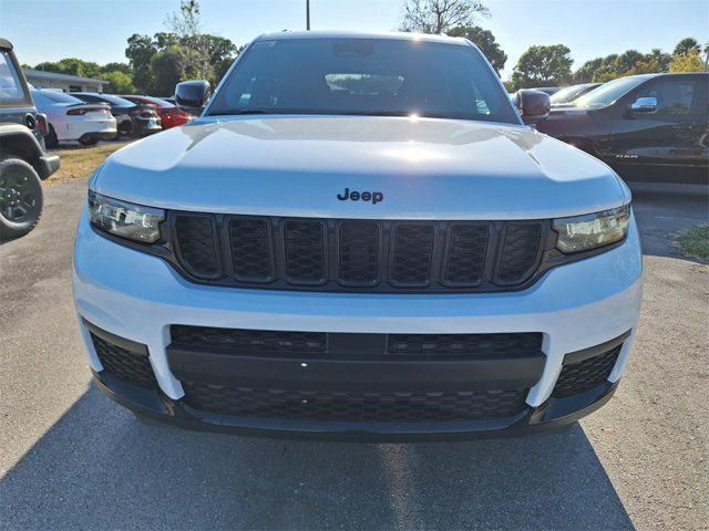 new 2024 Jeep Grand Cherokee L car, priced at $41,105