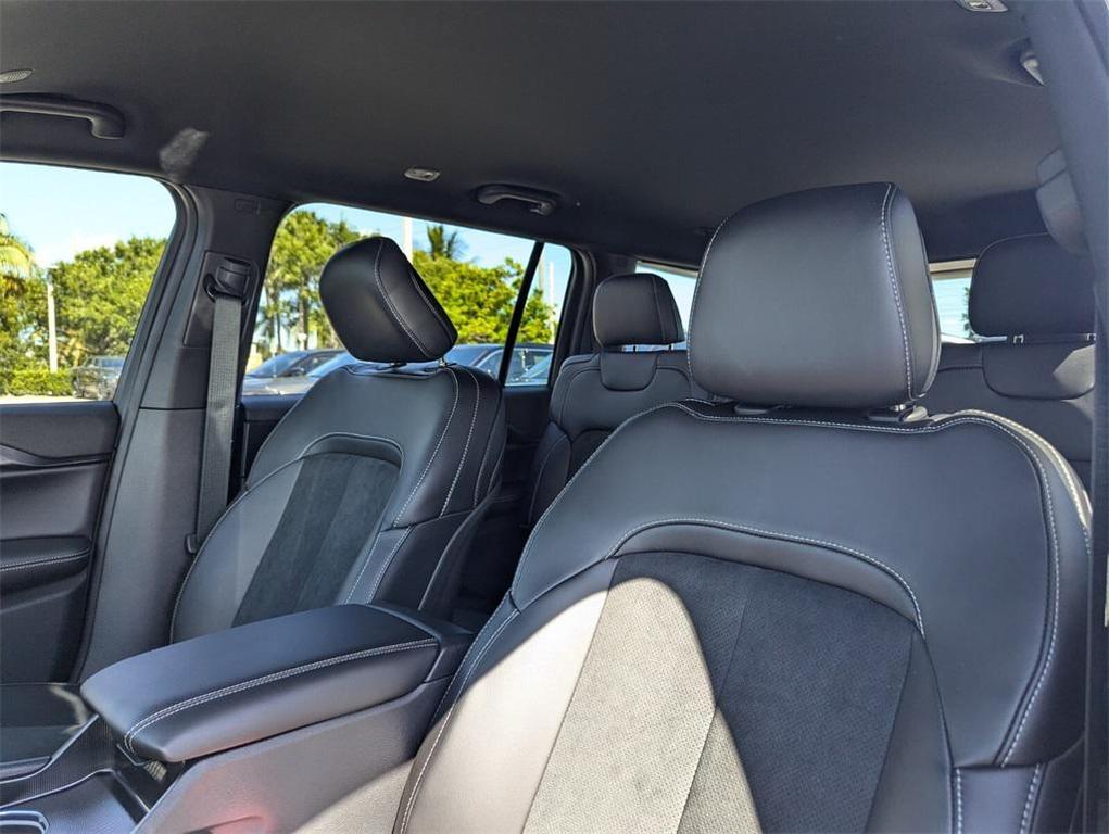 new 2025 Jeep Grand Cherokee L car, priced at $35,833