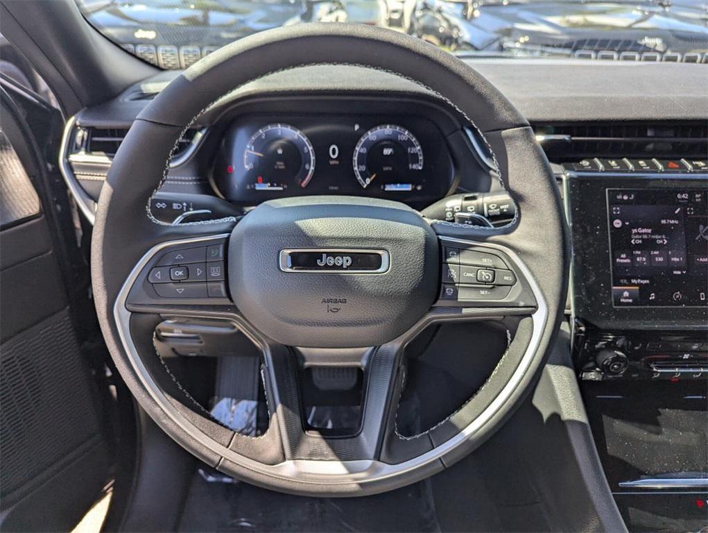 new 2025 Jeep Grand Cherokee L car, priced at $35,833