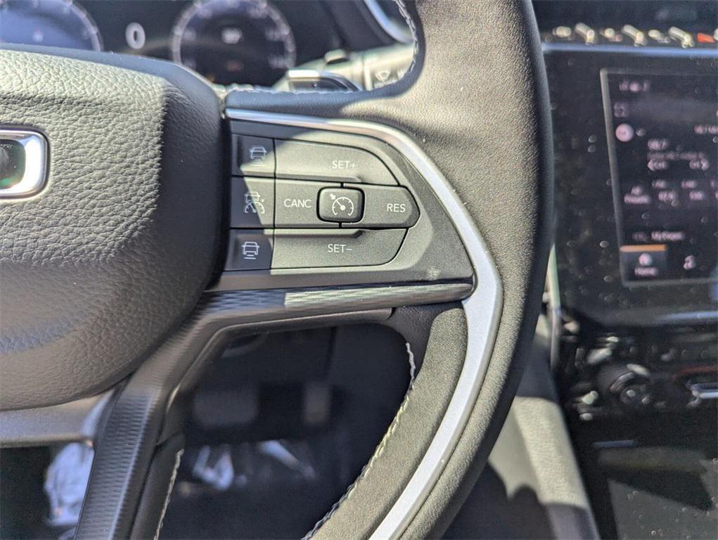 new 2025 Jeep Grand Cherokee L car, priced at $35,833