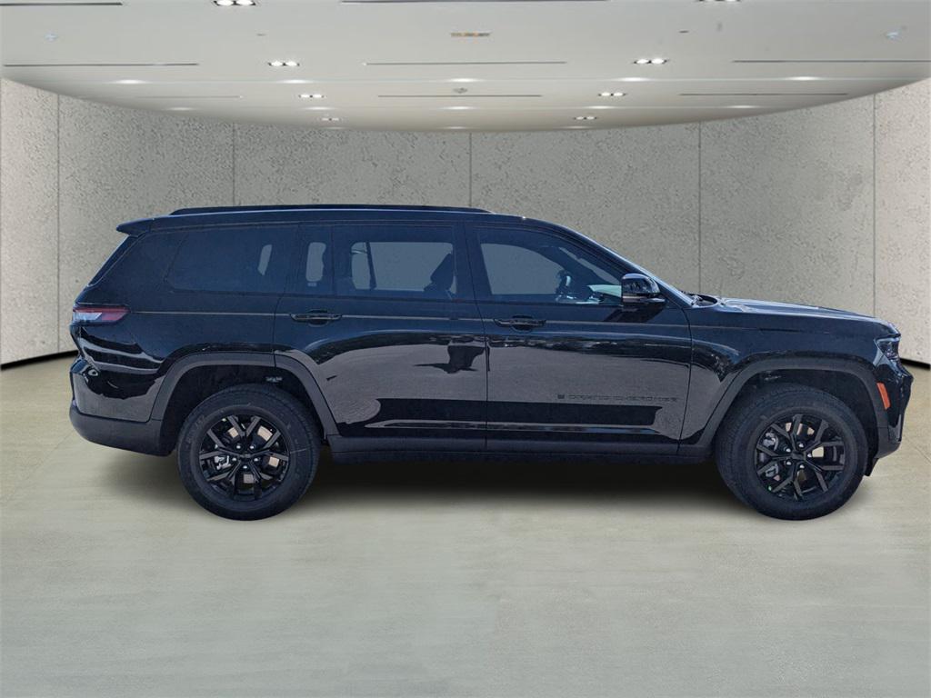 new 2025 Jeep Grand Cherokee L car, priced at $35,833