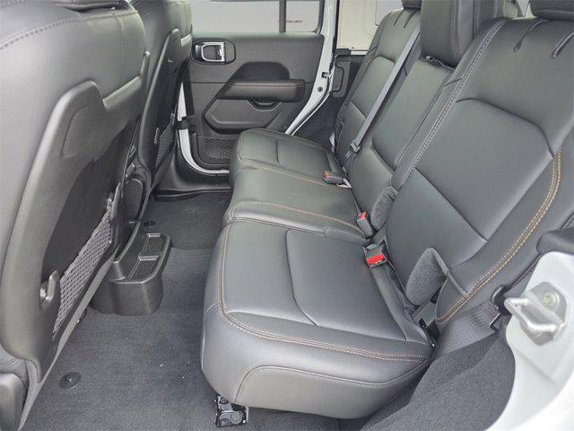 new 2025 Jeep Wrangler car, priced at $51,062