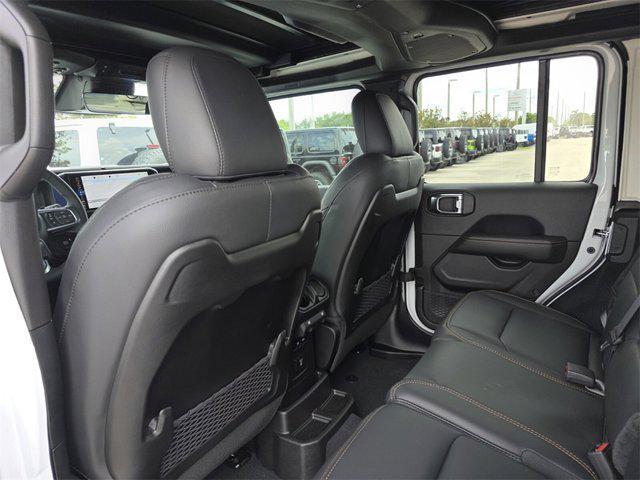 new 2025 Jeep Wrangler car, priced at $51,062