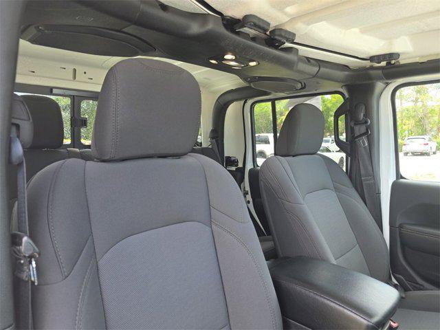 used 2021 Jeep Gladiator car, priced at $27,792