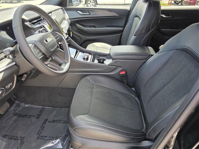 new 2025 Jeep Grand Cherokee L car, priced at $40,400
