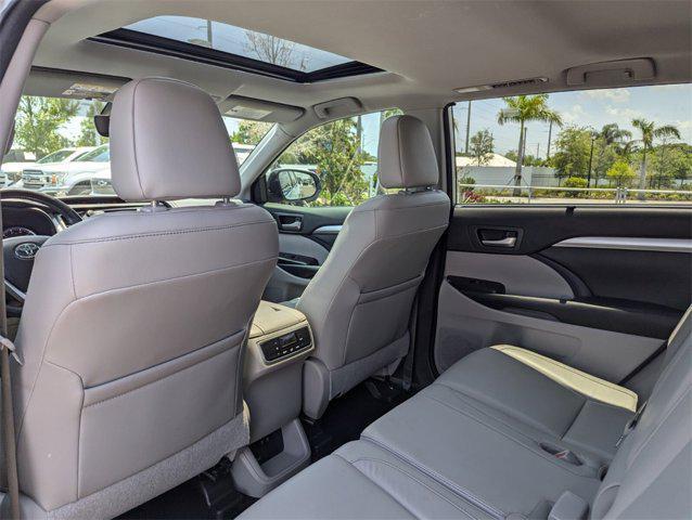 used 2018 Toyota Highlander car, priced at $24,851