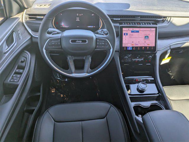 new 2025 Jeep Grand Cherokee car, priced at $41,772
