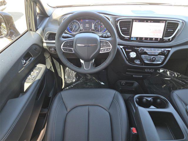 new 2025 Chrysler Pacifica car, priced at $38,903