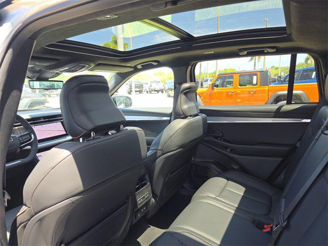 new 2025 Jeep Wagoneer S car, priced at $61,910