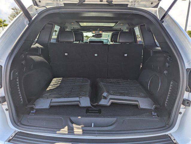 used 2021 Jeep Grand Cherokee car, priced at $25,492