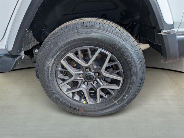 new 2025 Jeep Wrangler car, priced at $47,018