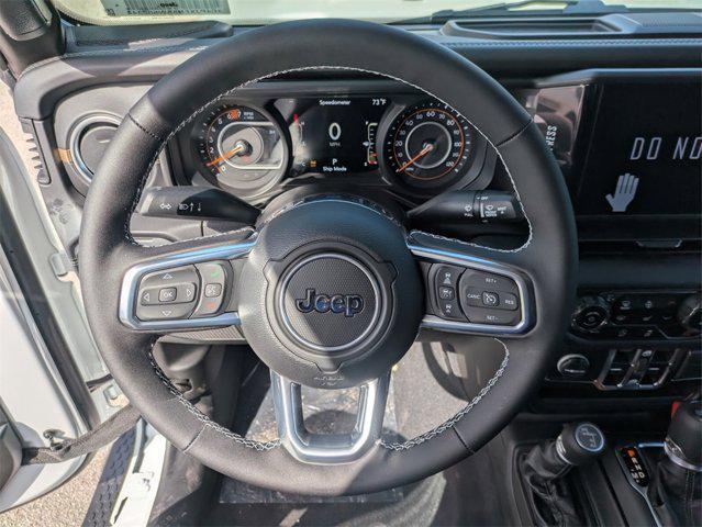 new 2025 Jeep Wrangler car, priced at $47,018