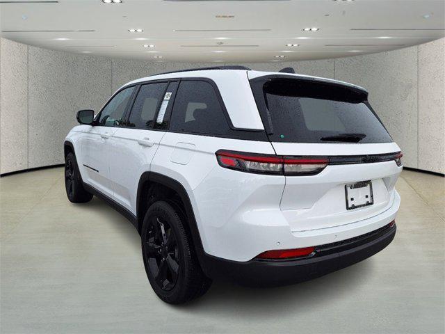 new 2024 Jeep Grand Cherokee car, priced at $38,104