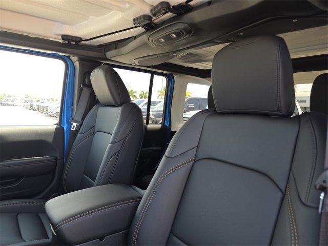 new 2025 Jeep Wrangler car, priced at $48,618