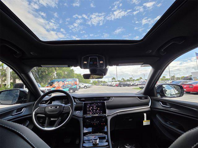 new 2025 Jeep Grand Cherokee L car, priced at $39,103