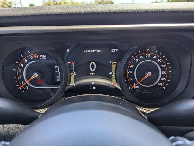 new 2025 Jeep Gladiator car, priced at $50,450