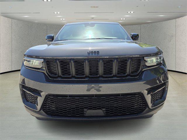 new 2025 Jeep Grand Cherokee car, priced at $30,634
