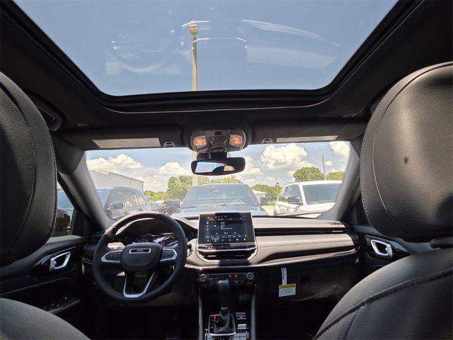 new 2025 Jeep Compass car, priced at $31,386