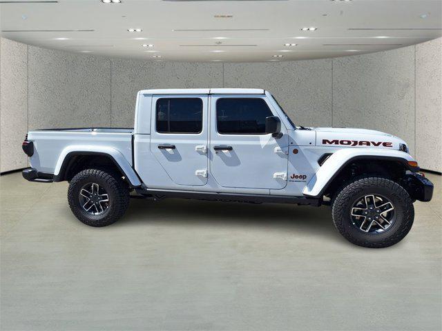 new 2024 Jeep Gladiator car, priced at $55,575