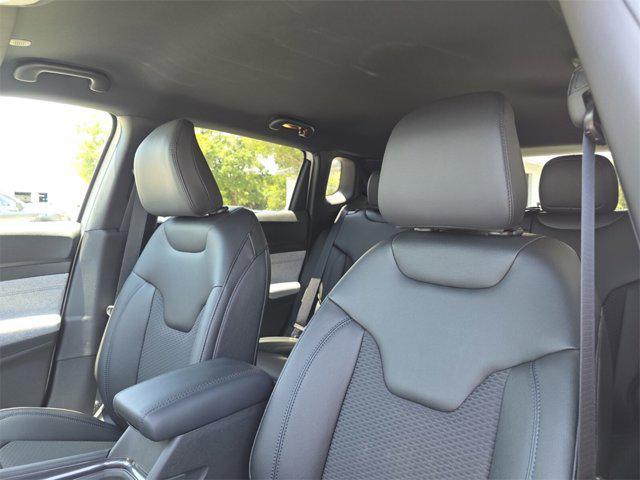 new 2025 Jeep Compass car, priced at $24,852