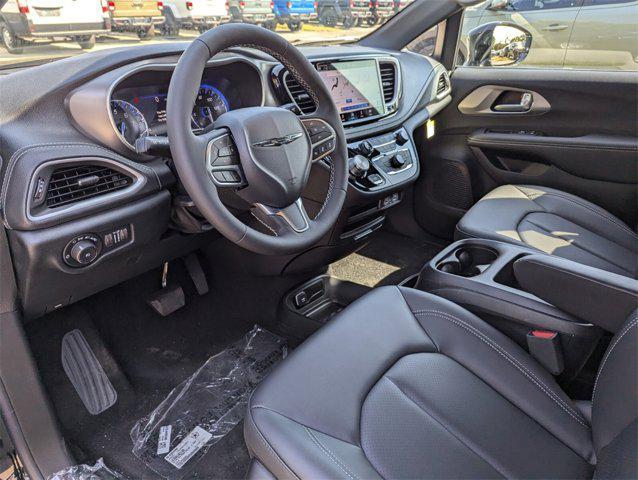 new 2025 Chrysler Pacifica car, priced at $39,700