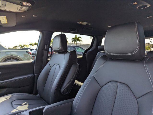 new 2025 Chrysler Pacifica car, priced at $39,700