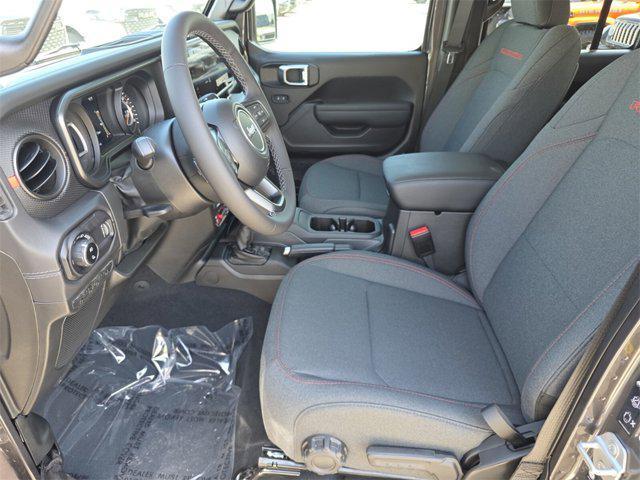 new 2025 Jeep Gladiator car, priced at $45,580