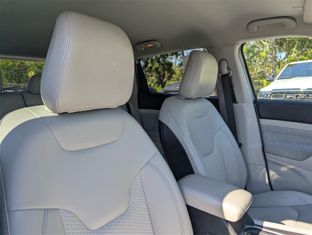 used 2022 Jeep Compass car, priced at $18,231