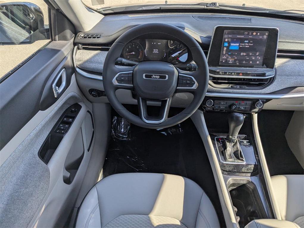 used 2022 Jeep Compass car, priced at $18,231