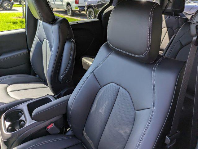 new 2025 Chrysler Pacifica car, priced at $40,700