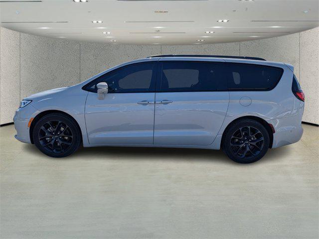 used 2021 Chrysler Pacifica car, priced at $23,752