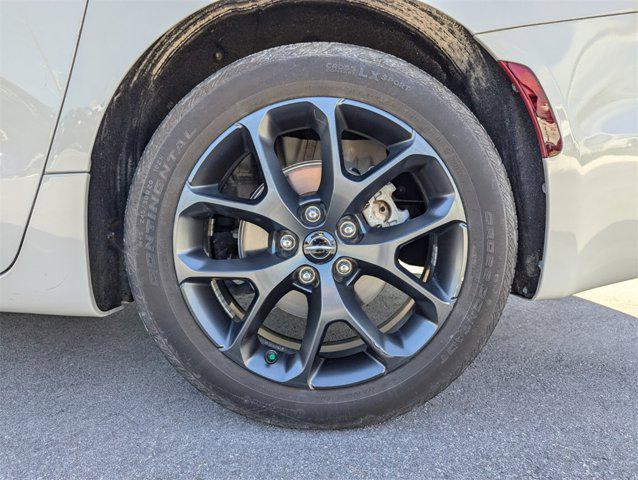 used 2021 Chrysler Pacifica car, priced at $23,752