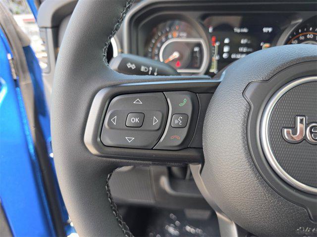 new 2025 Jeep Gladiator car, priced at $46,922