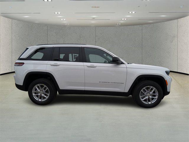 new 2025 Jeep Grand Cherokee car, priced at $31,539