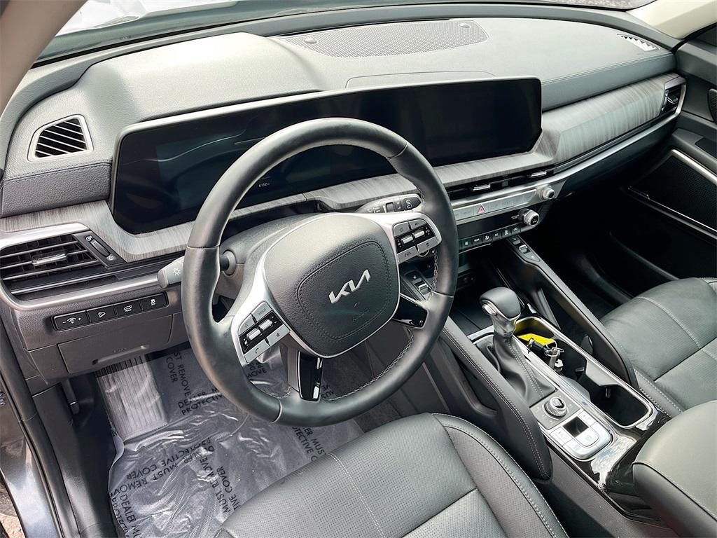 used 2024 Kia Telluride car, priced at $34,000