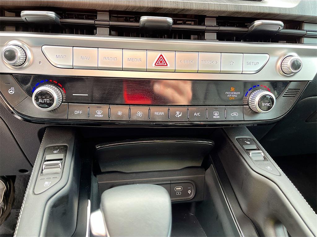 used 2024 Kia Telluride car, priced at $34,000