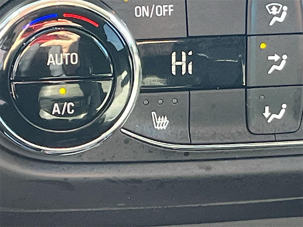 used 2023 Chevrolet TrailBlazer car, priced at $21,600