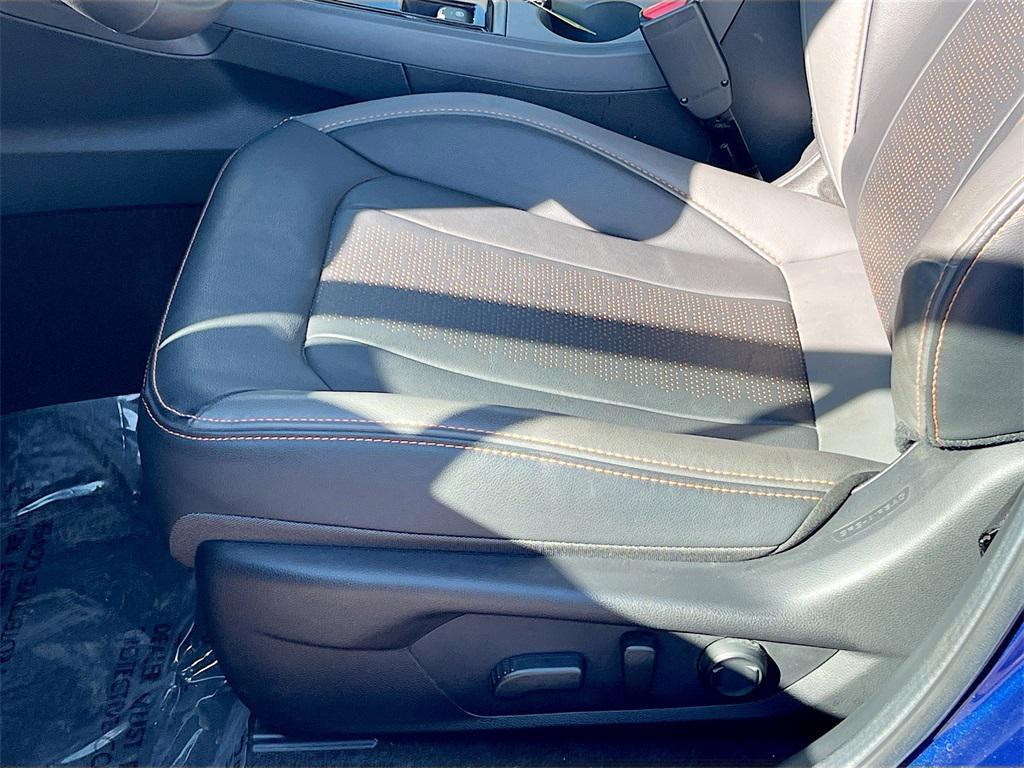 used 2025 Subaru Crosstrek car, priced at $27,600
