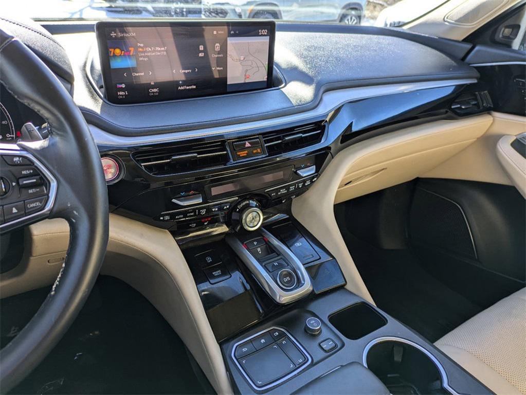 used 2024 Acura MDX car, priced at $38,400