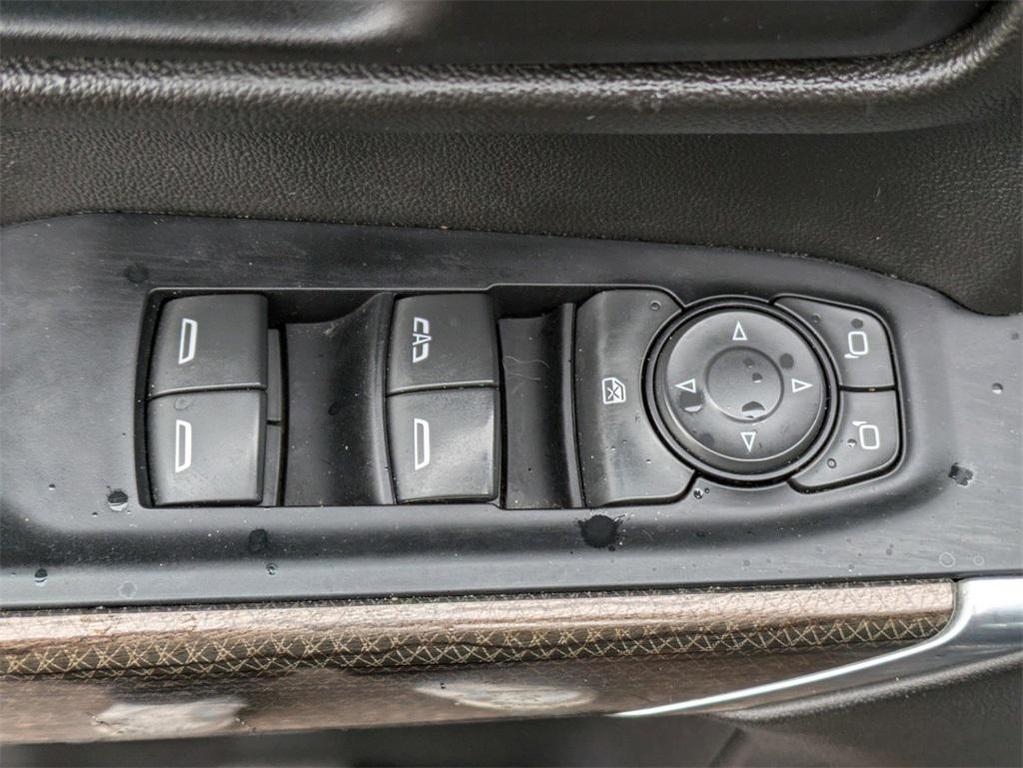 used 2022 Chevrolet Silverado 1500 car, priced at $31,200