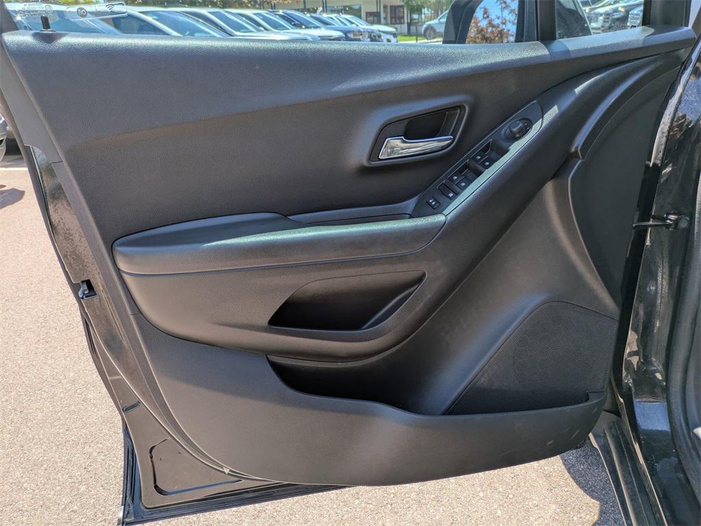 used 2020 Chevrolet Trax car, priced at $11,800