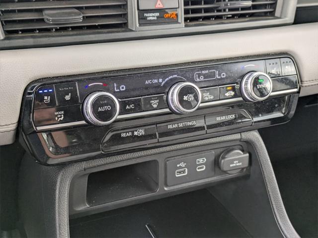 used 2023 Honda Pilot car, priced at $37,400