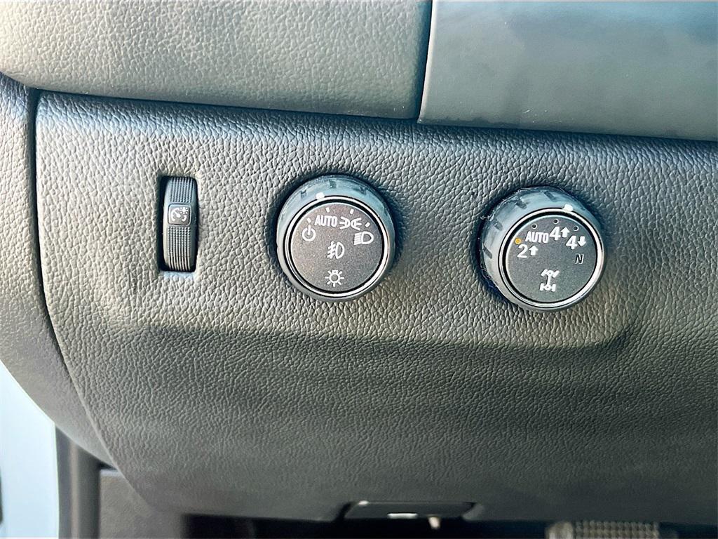 used 2022 GMC Canyon car, priced at $30,000