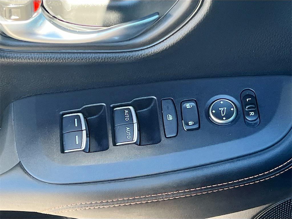 used 2025 Honda HR-V car, priced at $24,000